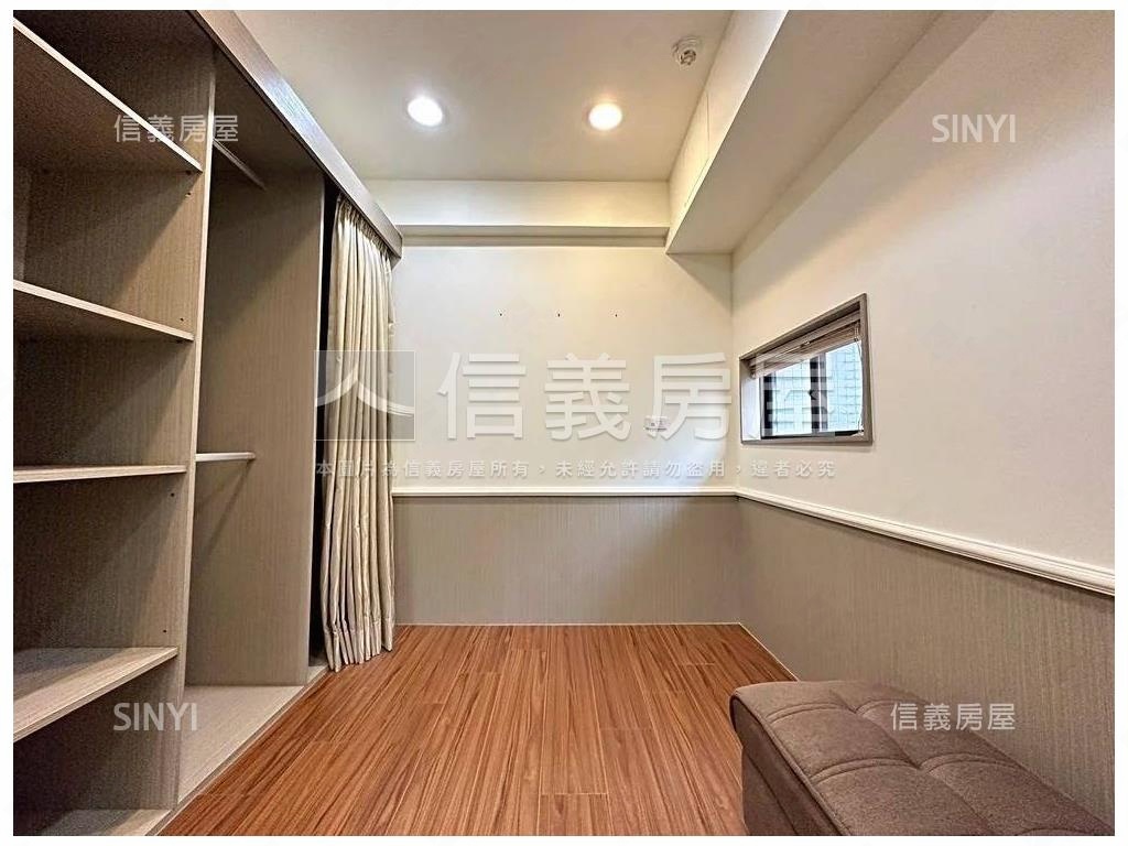 入主內湖。夢想精品琚房屋室內格局與周邊環境