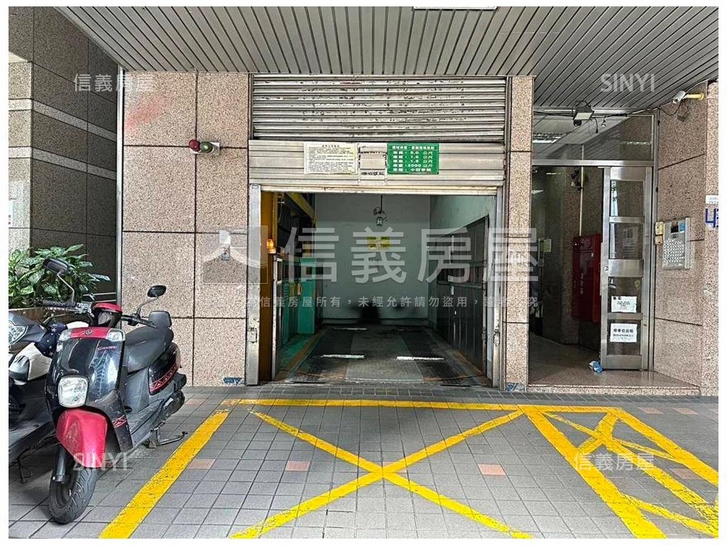 入主內湖。夢想精品琚房屋室內格局與周邊環境