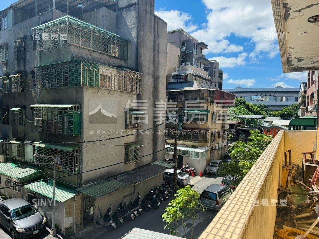 彩虹橋旁邊間公寓３樓房屋室內格局與周邊環境