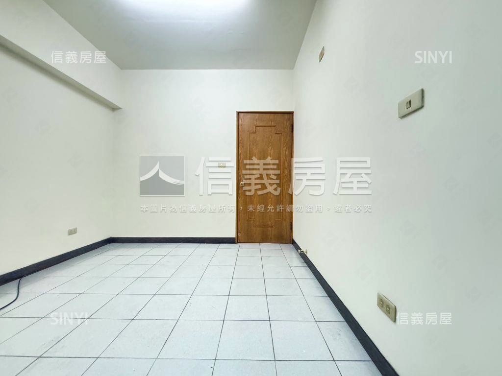 桂林商圈辦公首選店住房屋室內格局與周邊環境