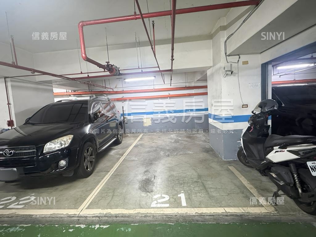 新埔捷運勳章四房車位房屋室內格局與周邊環境