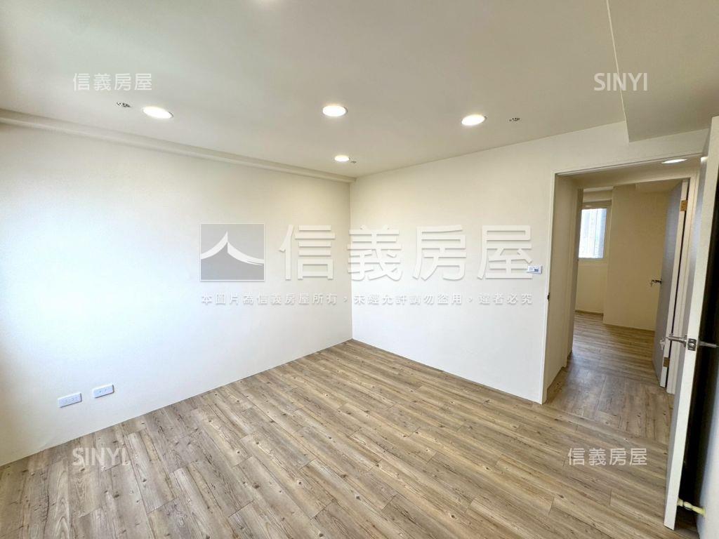 誠售北區美麗四房車位房屋室內格局與周邊環境