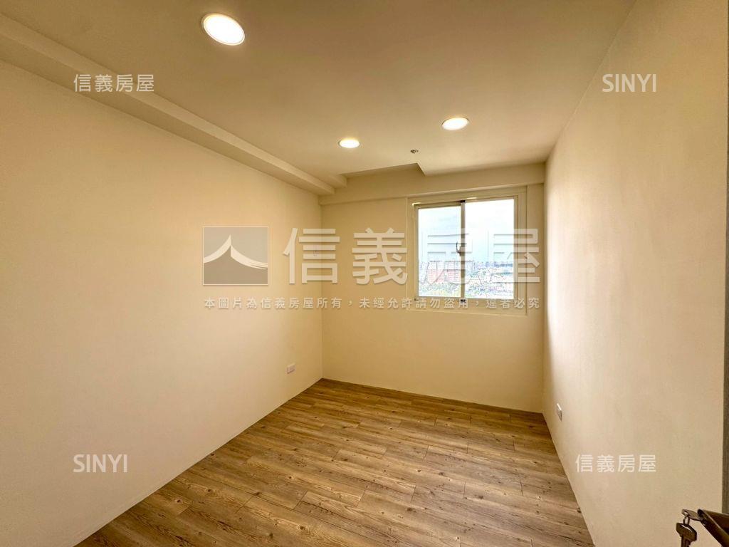 誠售北區美麗四房車位房屋室內格局與周邊環境