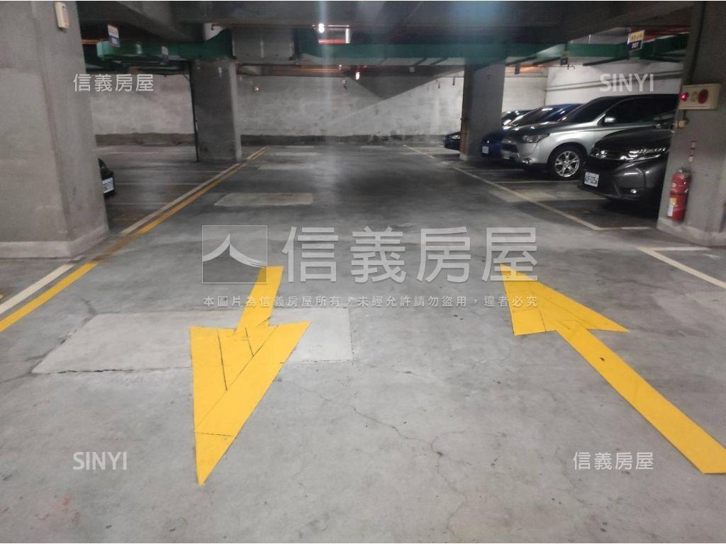 遠雄氣派辦公房屋室內格局與周邊環境