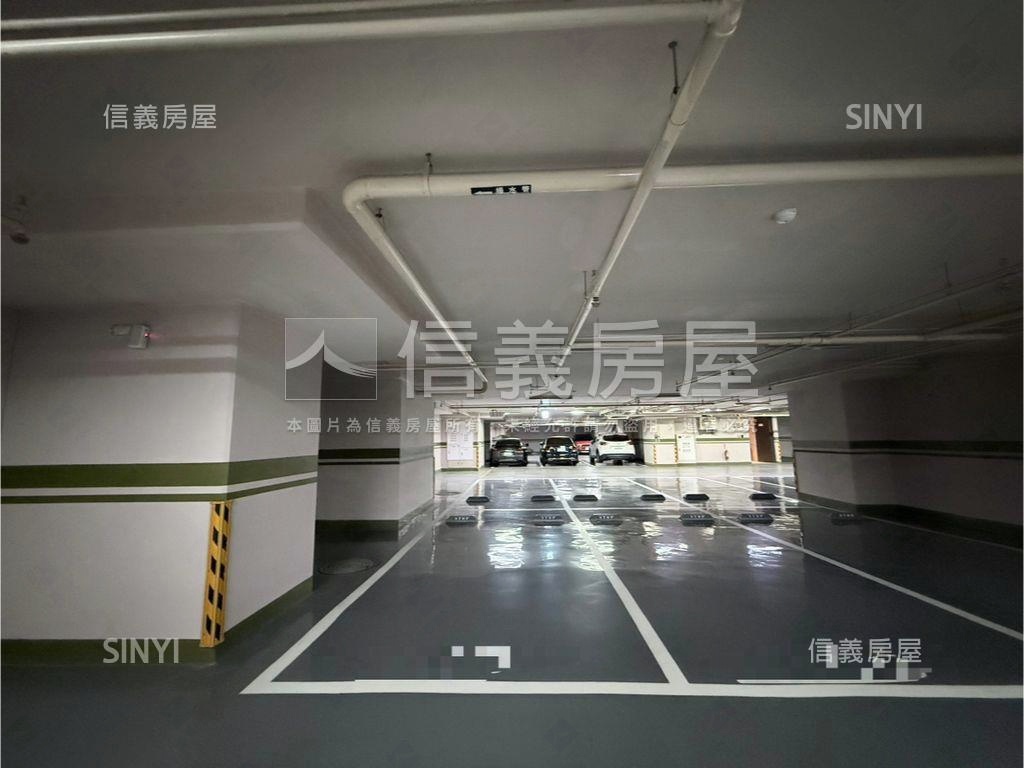 美術館精裝三房平面車房屋室內格局與周邊環境