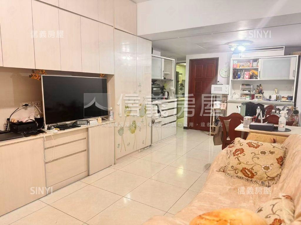 榮耀之城高樓美屋２房房屋室內格局與周邊環境