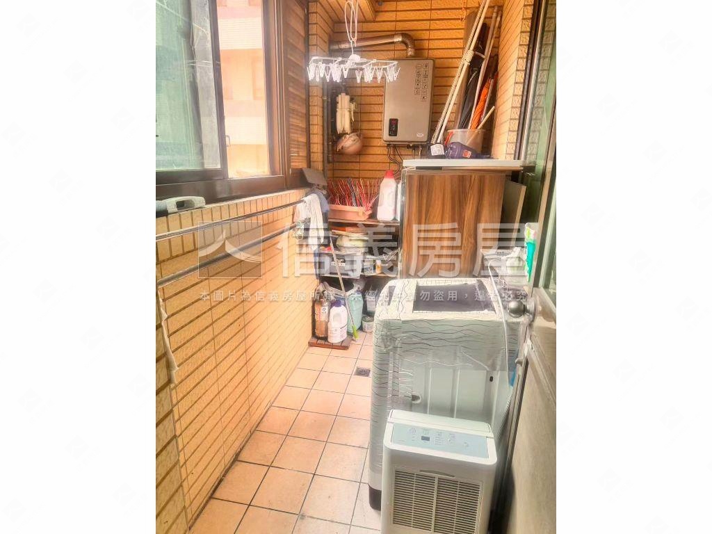 榮耀之城高樓美屋２房房屋室內格局與周邊環境