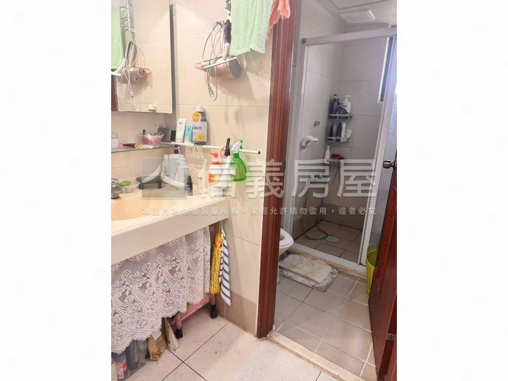 榮耀之城高樓美屋２房房屋室內格局與周邊環境