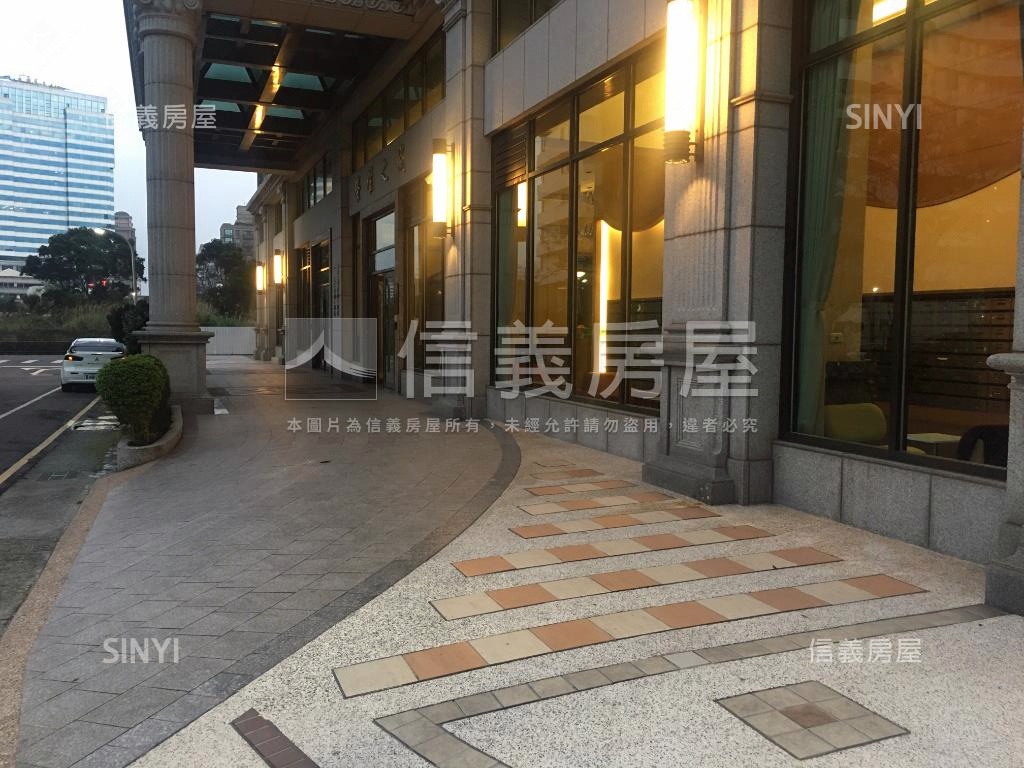 榮耀之城高樓美屋２房房屋室內格局與周邊環境