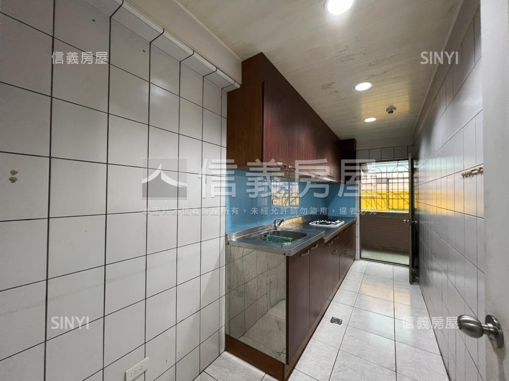 大鵬新城三房輕鬆成家房屋室內格局與周邊環境