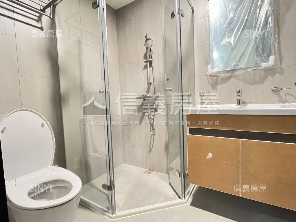 漢皇～邊間三房＋平面車位房屋室內格局與周邊環境