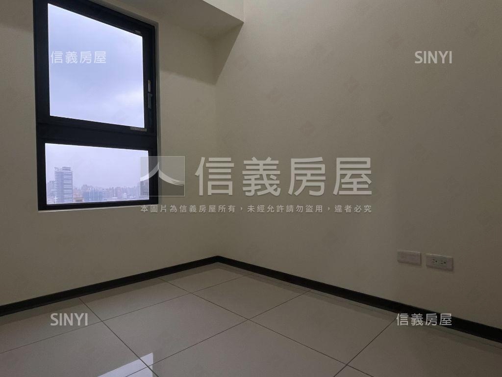 漢皇～邊間三房＋平面車位房屋室內格局與周邊環境