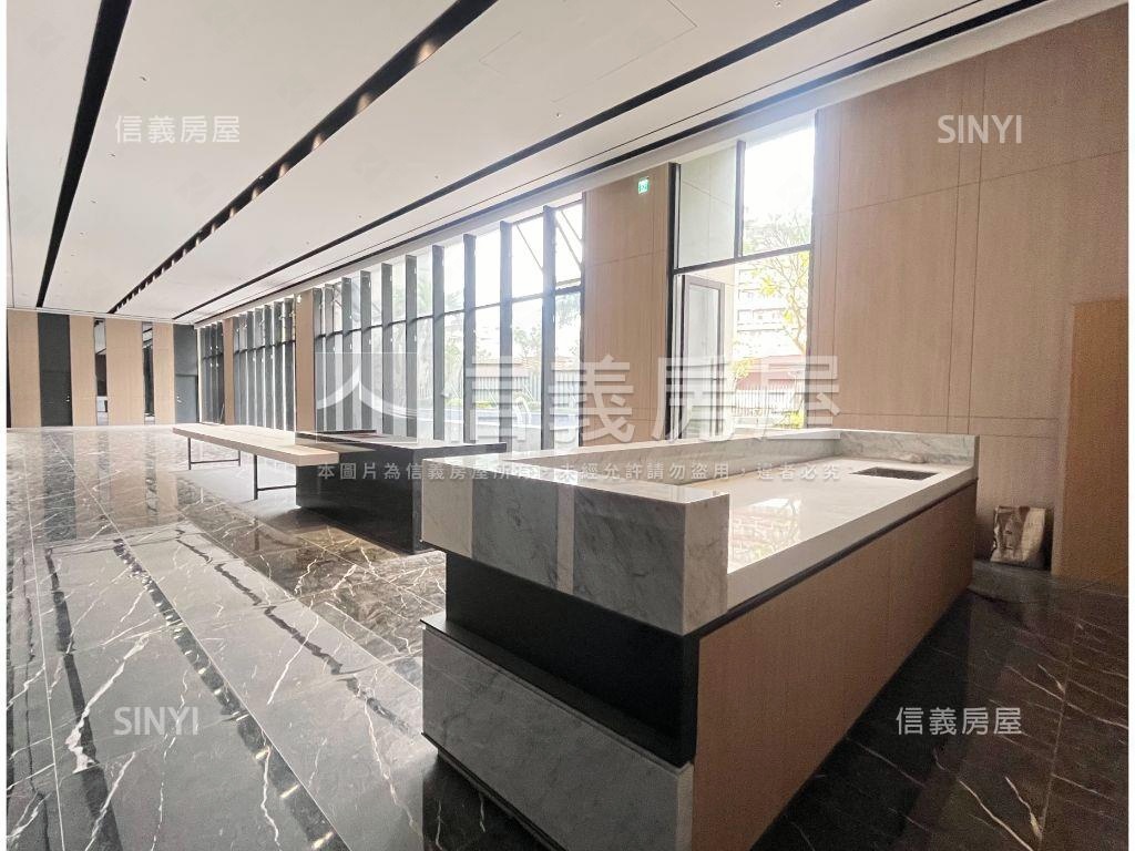 漢皇～邊間三房＋平面車位房屋室內格局與周邊環境