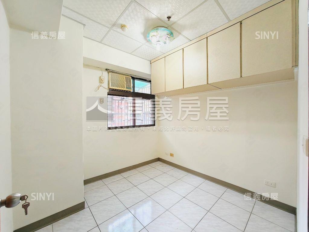 專任★陸光屋況好採光佳房屋室內格局與周邊環境