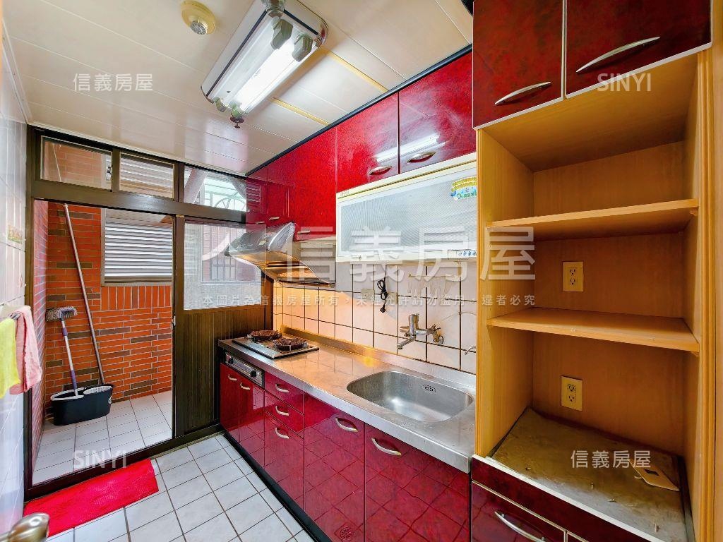 專任★陸光屋況好採光佳房屋室內格局與周邊環境