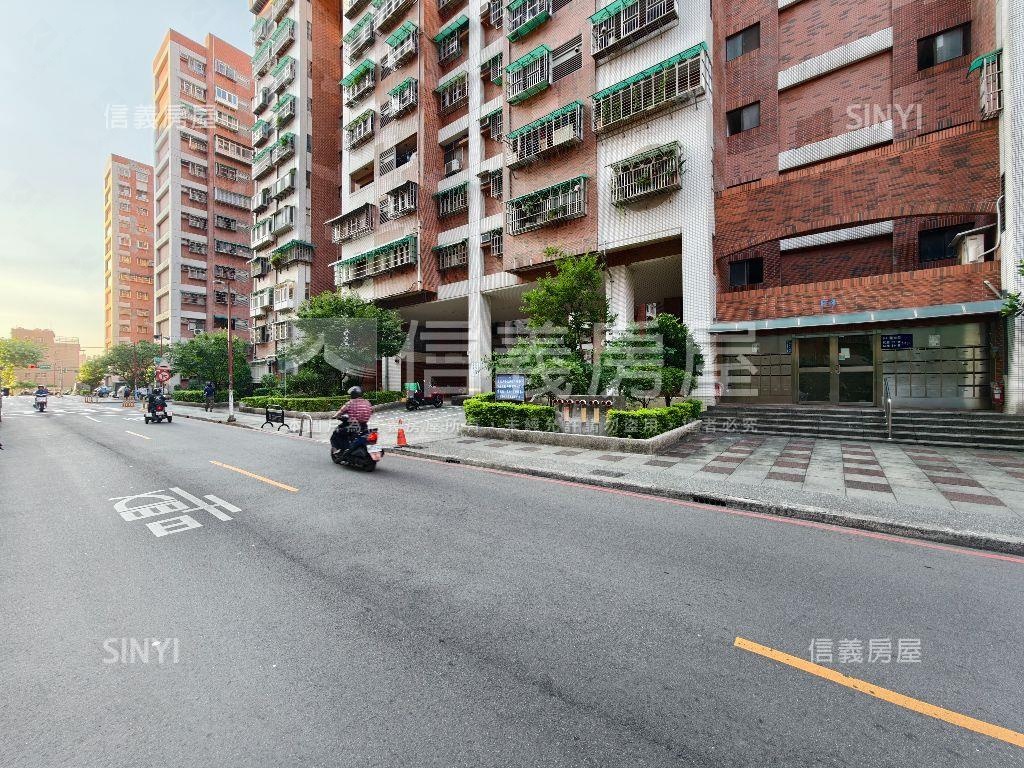 專任★陸光屋況好採光佳房屋室內格局與周邊環境