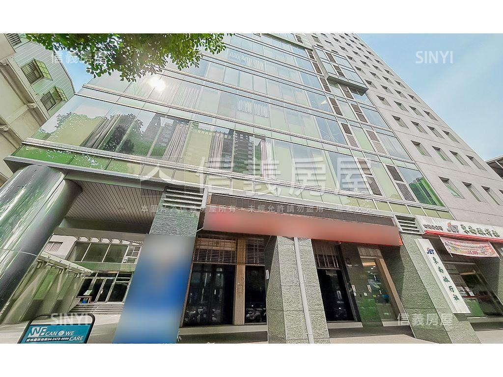 正臺灣大道燙金門牌金店面房屋室內格局與周邊環境