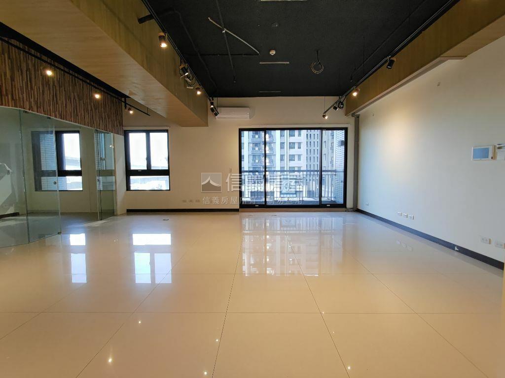 窗迎樹景氣派尊榮【國都】房屋室內格局與周邊環境