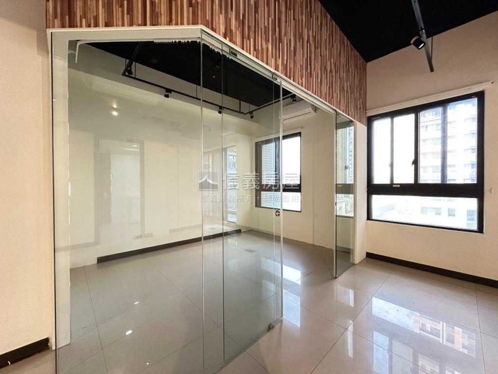 窗迎樹景氣派尊榮【國都】房屋室內格局與周邊環境