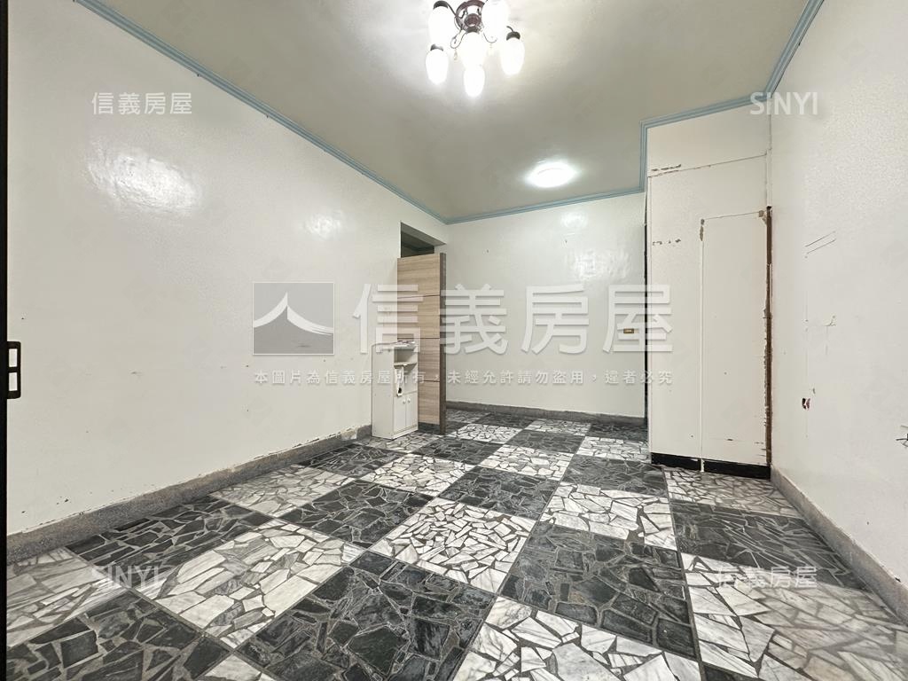 標準方正格局孝親一樓房屋室內格局與周邊環境