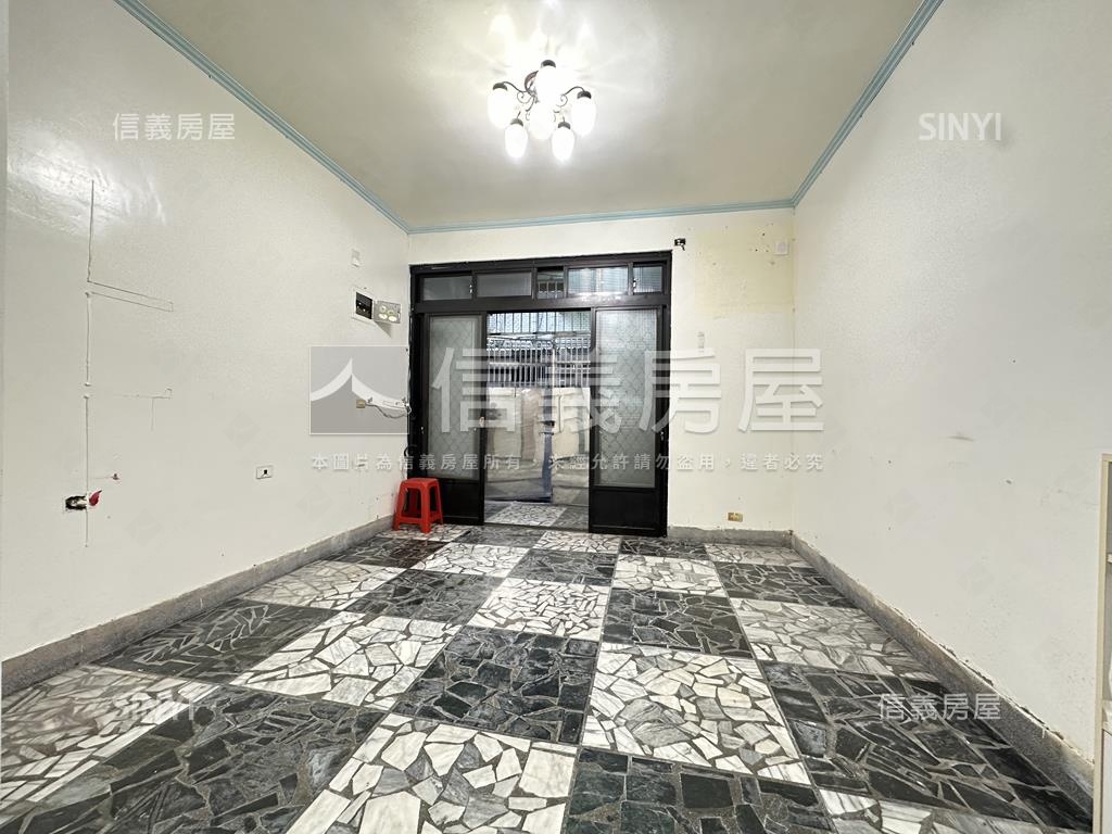 標準方正格局孝親一樓房屋室內格局與周邊環境