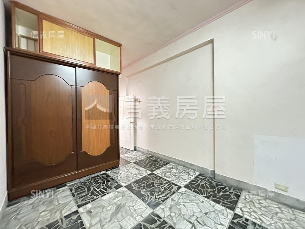 標準方正格局孝親一樓房屋室內格局與周邊環境