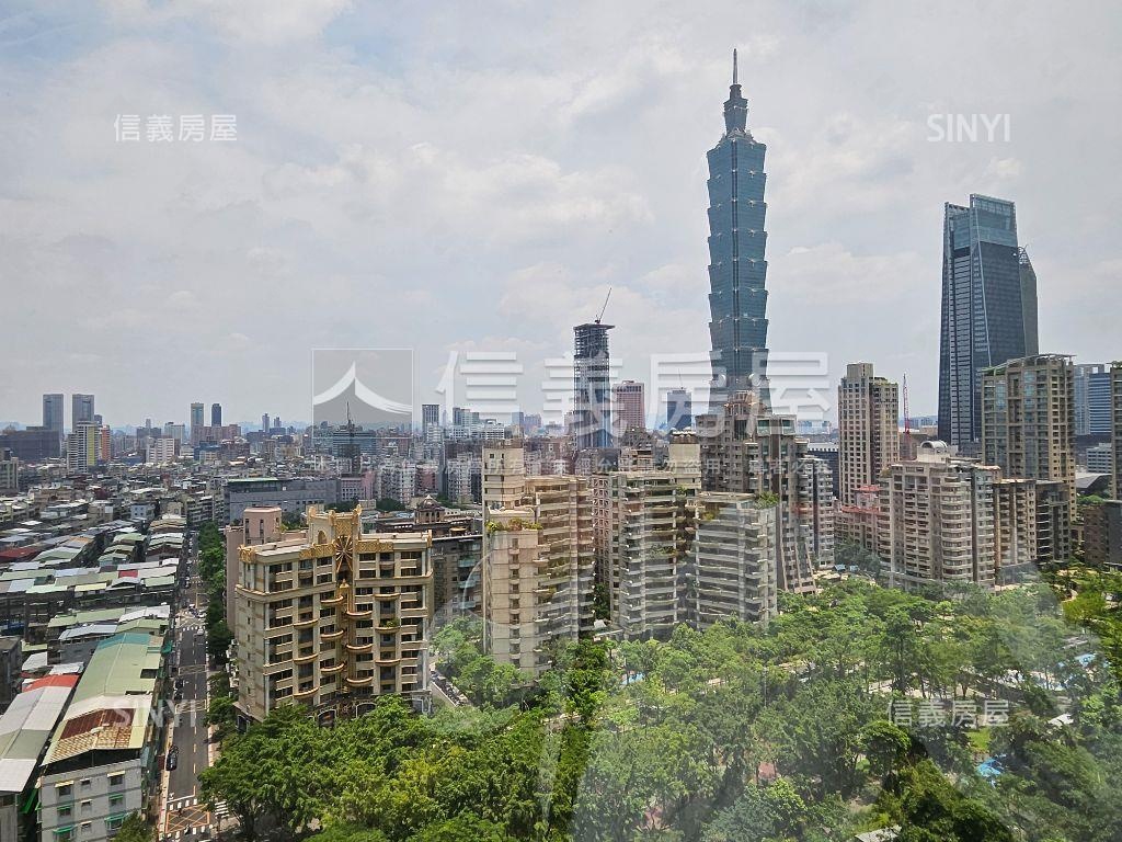 信義區高樓美景毛胚辦公房屋室內格局與周邊環境