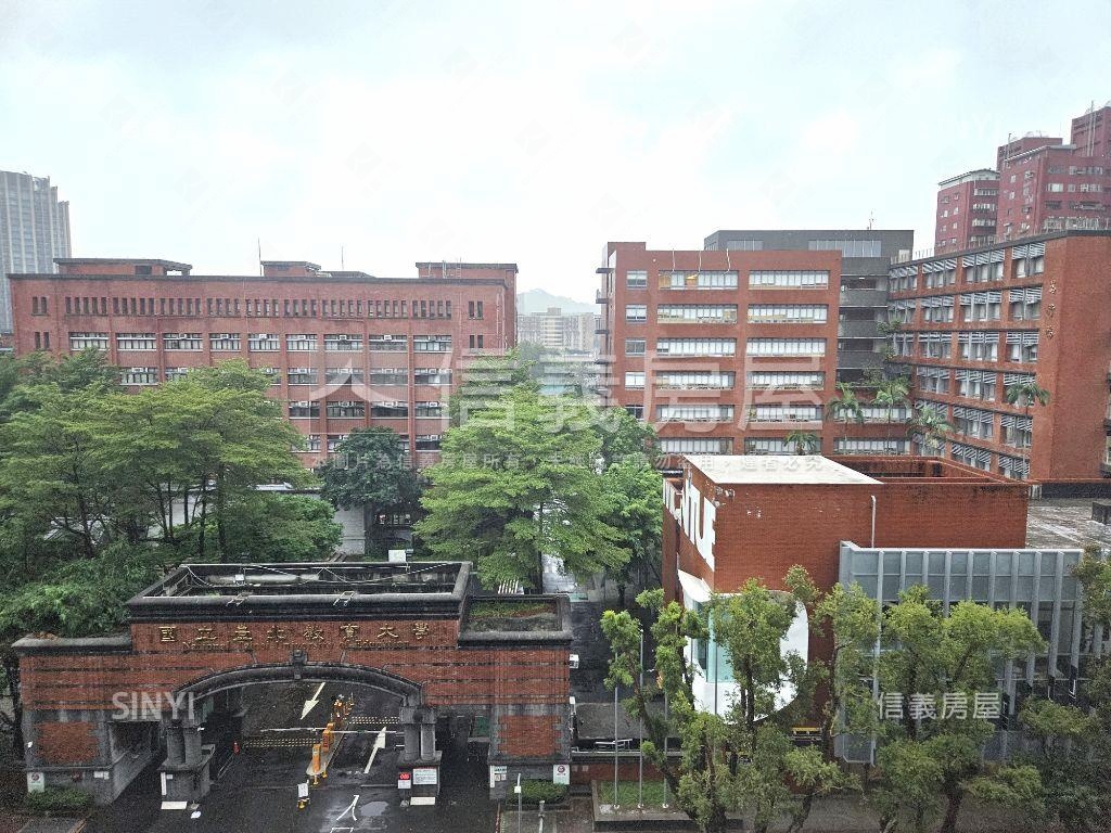 敦南通商捷運雙拼純辦大樓房屋室內格局與周邊環境