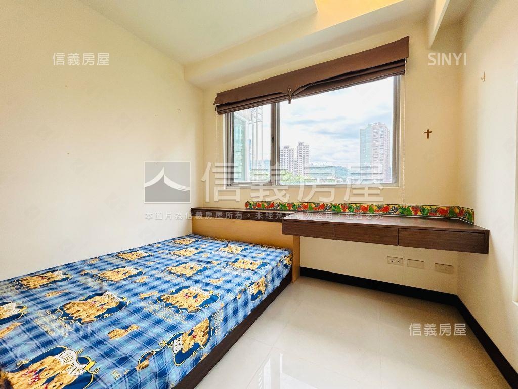 【尚海】河景虹橋三房車位房屋室內格局與周邊環境