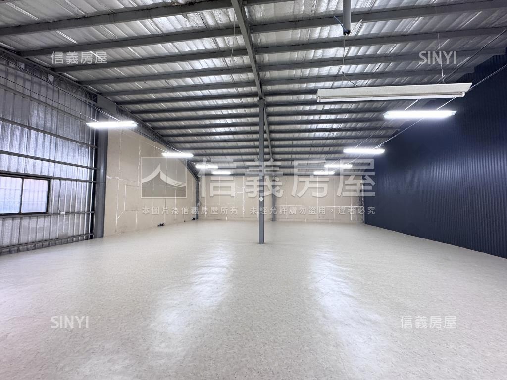 茄萣面寬約１３米土地房屋室內格局與周邊環境