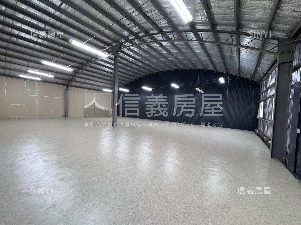 茄萣面寬約１３米土地房屋室內格局與周邊環境