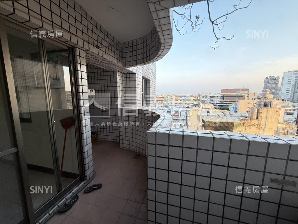 近文化中心採光大空間房屋室內格局與周邊環境