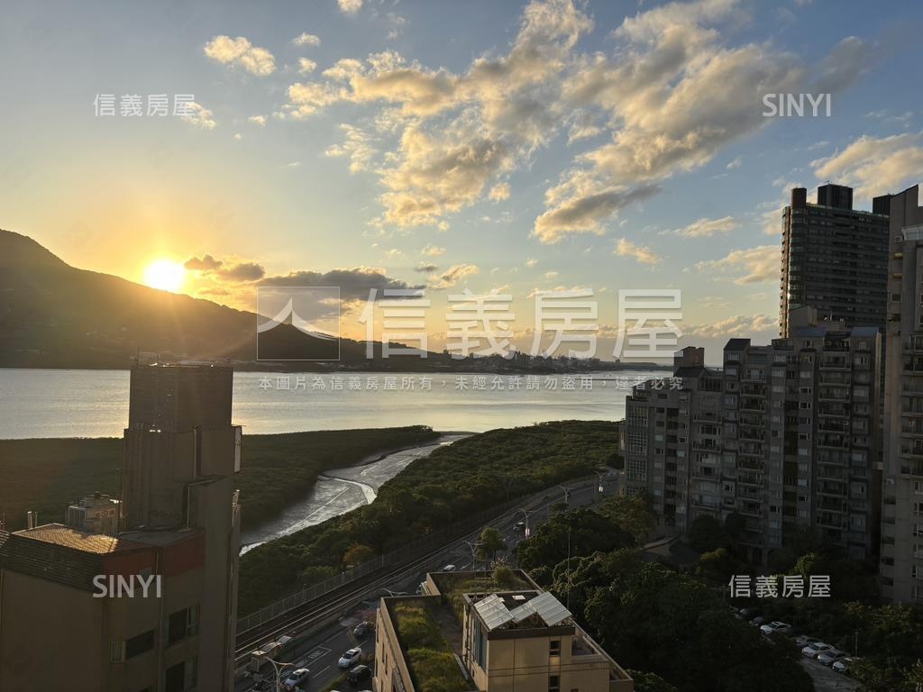 雪梨高樓夕陽河景戶房屋室內格局與周邊環境