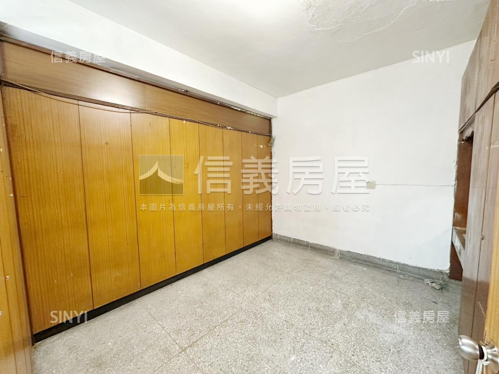 建國邊間３樓房屋室內格局與周邊環境