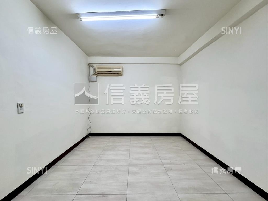 南陽孝親透天方便停車房屋室內格局與周邊環境