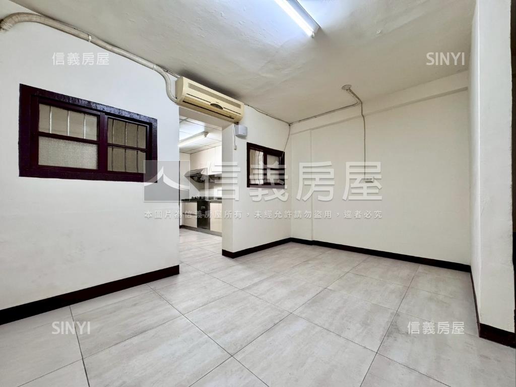 南陽孝親透天方便停車房屋室內格局與周邊環境