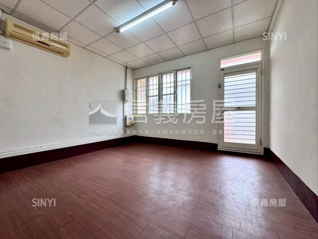 南陽孝親透天方便停車房屋室內格局與周邊環境