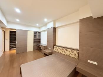 西屯中科國安國宅店住