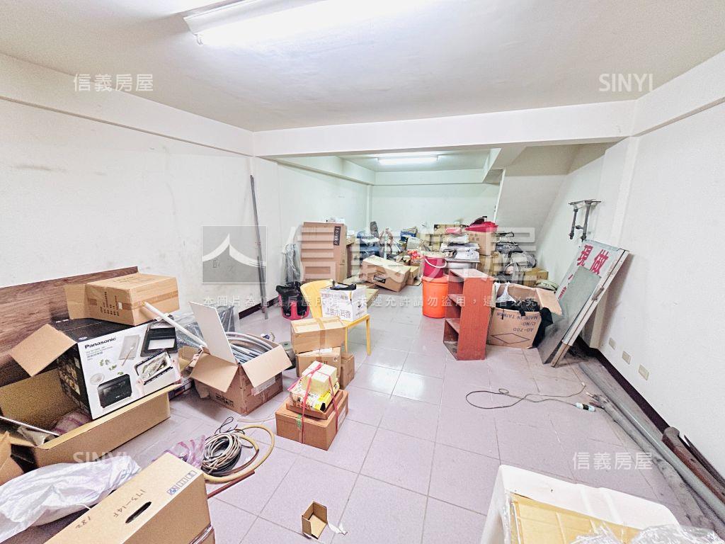 專任。正龍安街透天金店面房屋室內格局與周邊環境