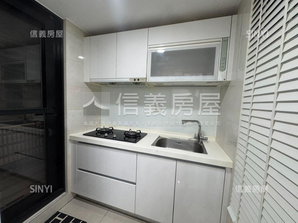 竹科悅揚露臺戶兩房車位房屋室內格局與周邊環境