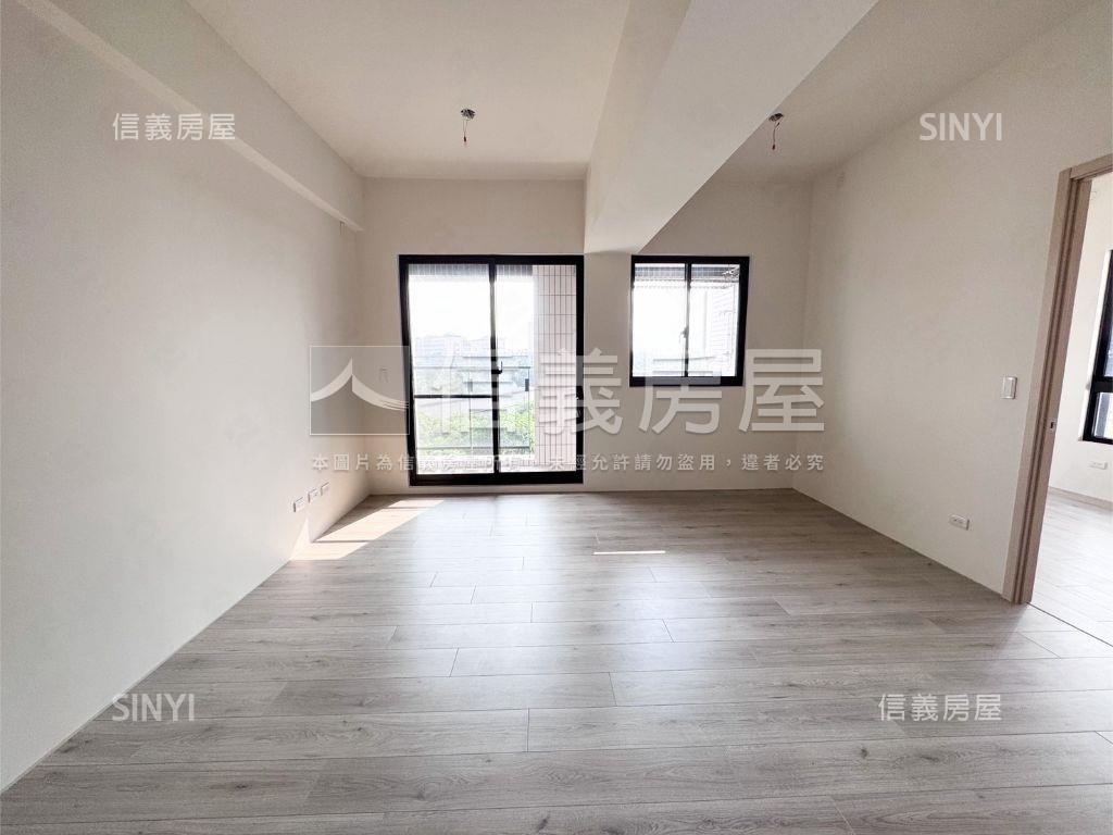 稀有釋出！鑫生活兩房平車房屋室內格局與周邊環境