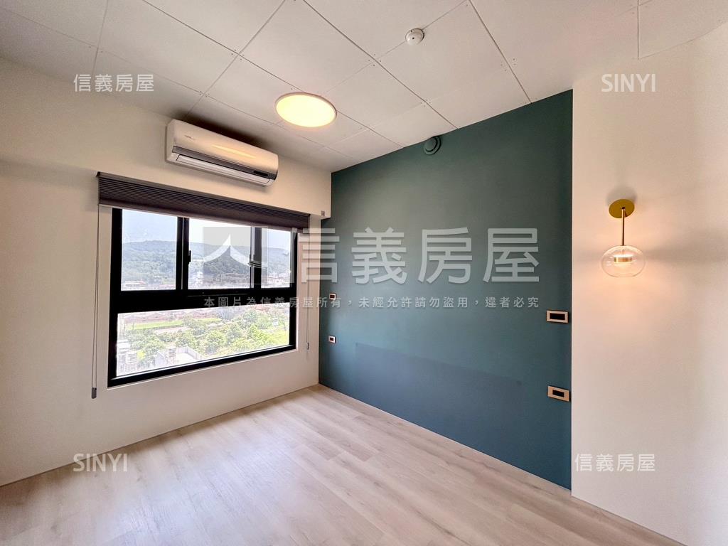 市政首璽精美三房房屋室內格局與周邊環境