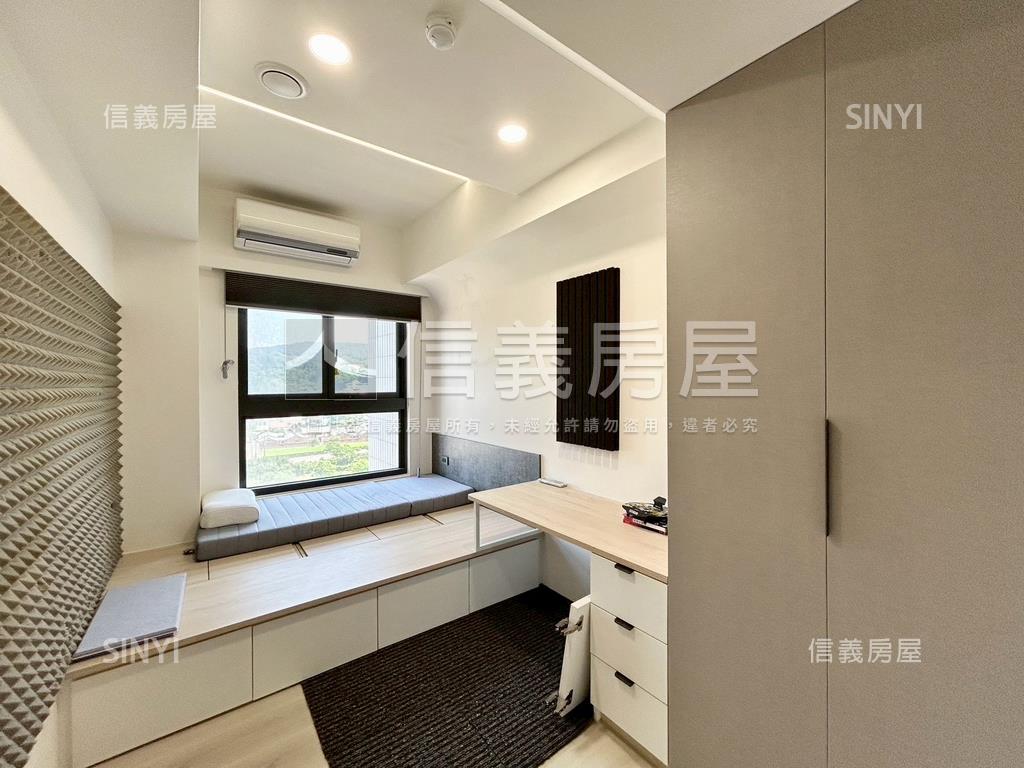 市政首璽精美三房房屋室內格局與周邊環境