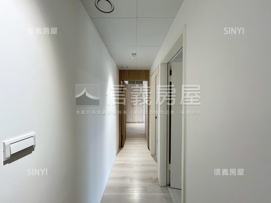 市政首璽精美三房房屋室內格局與周邊環境