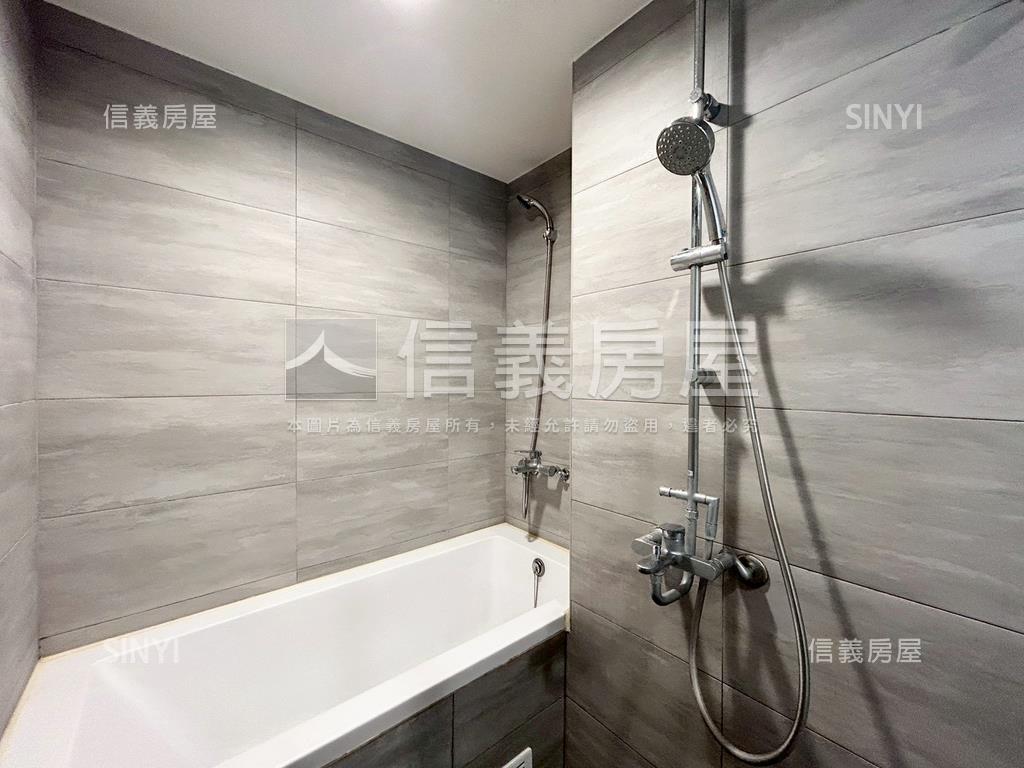 市政首璽精美三房房屋室內格局與周邊環境