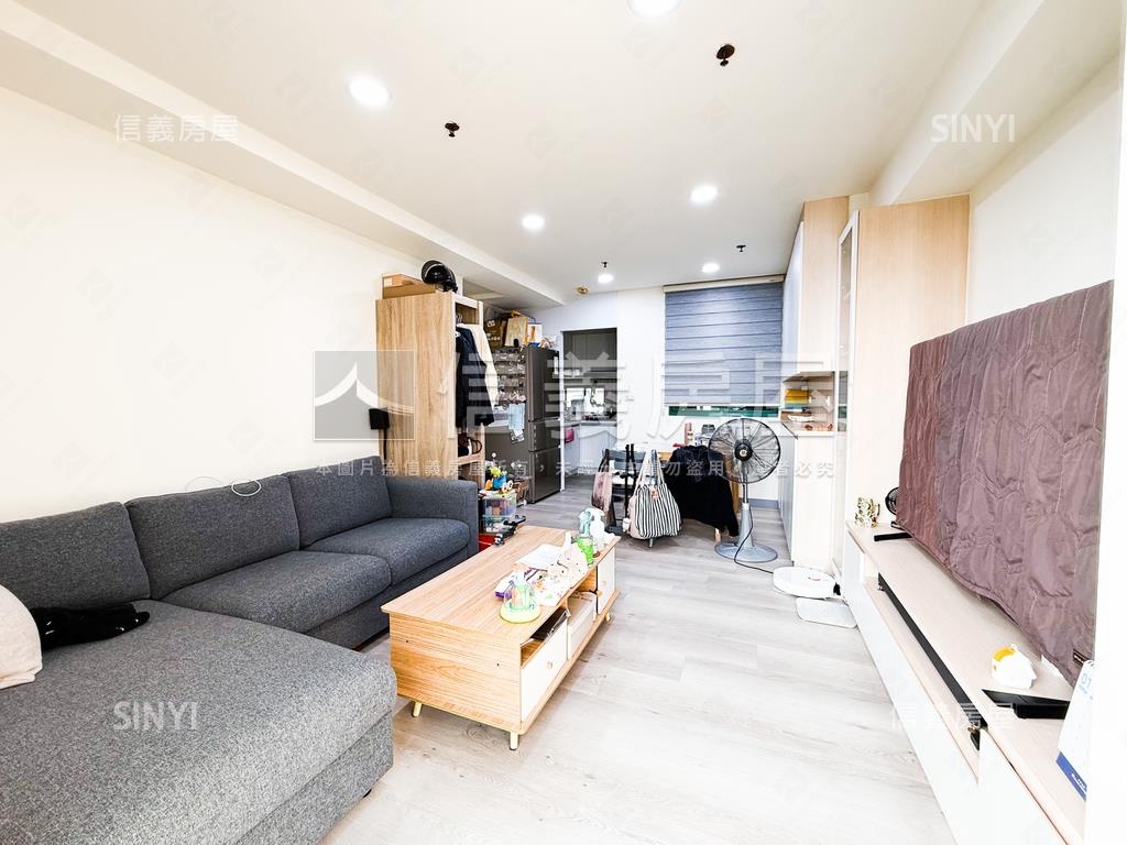 鼎山高樓美景裝潢三房平車房屋室內格局與周邊環境