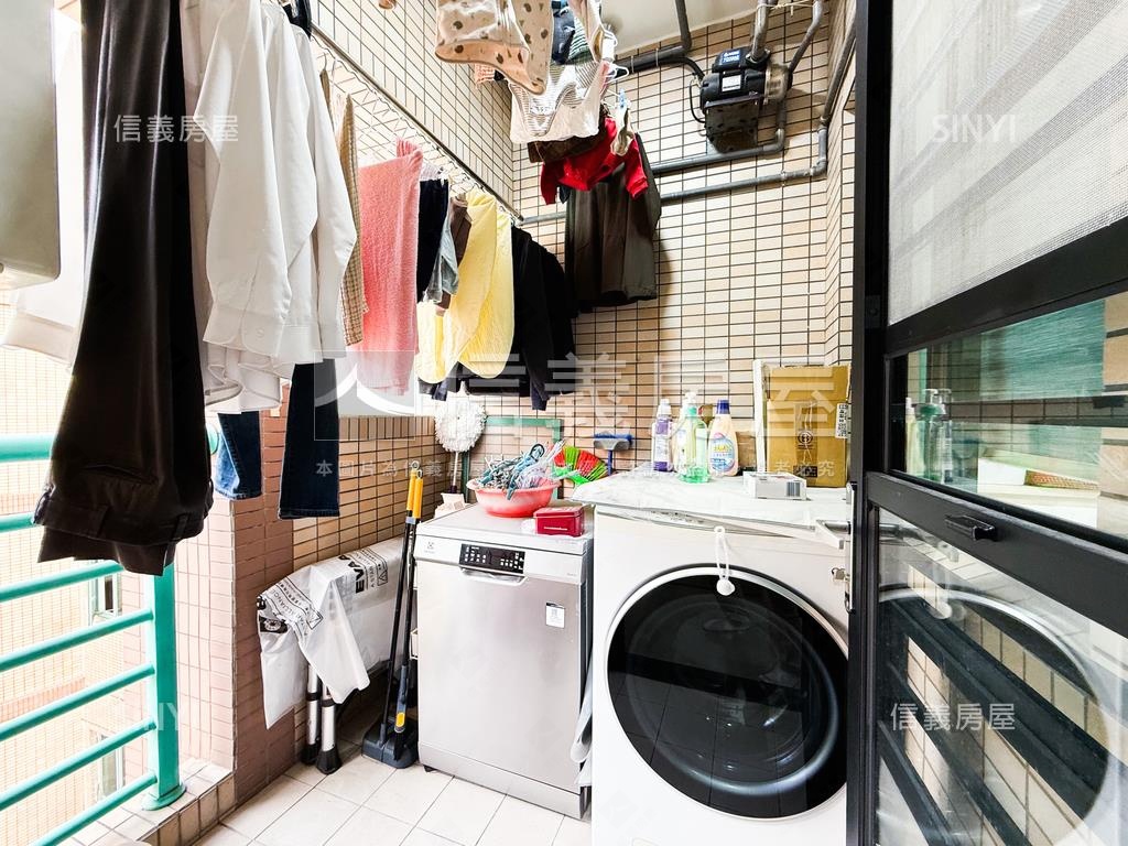 鼎山高樓美景裝潢三房平車房屋室內格局與周邊環境