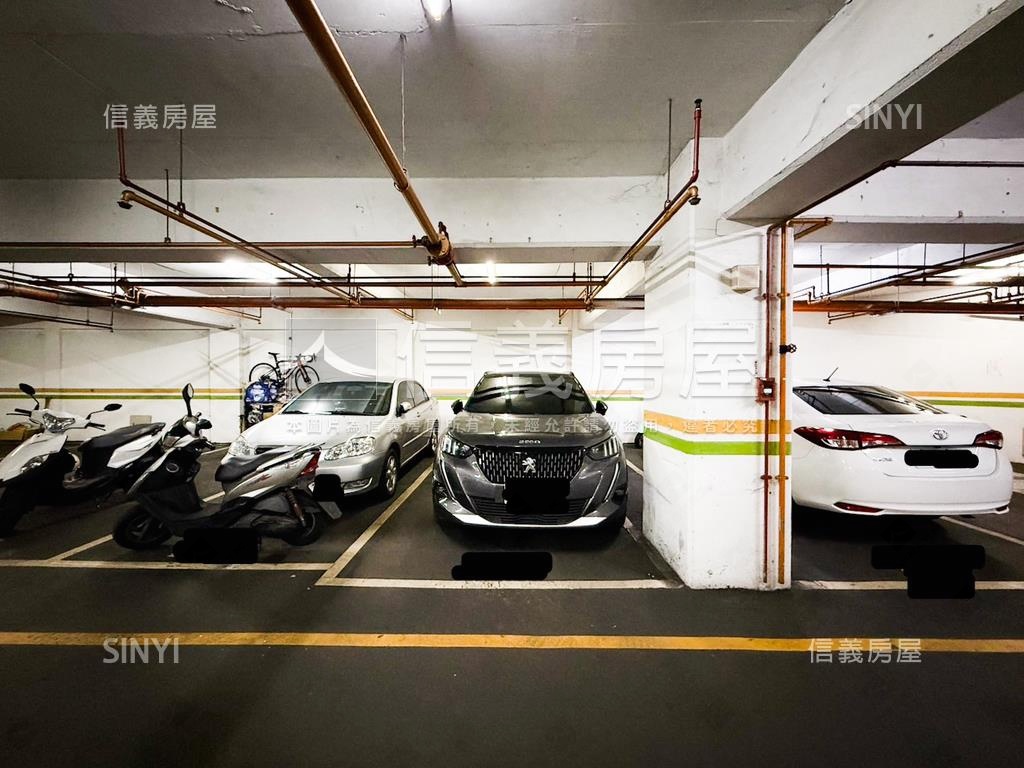 鼎山高樓美景裝潢三房平車房屋室內格局與周邊環境