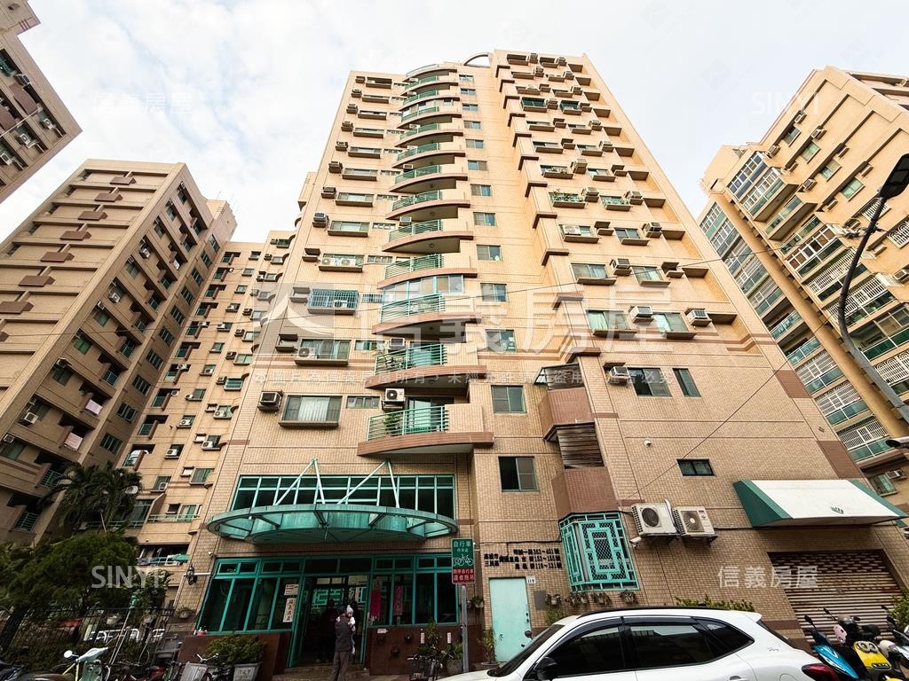 鼎山高樓美景裝潢三房平車房屋室內格局與周邊環境