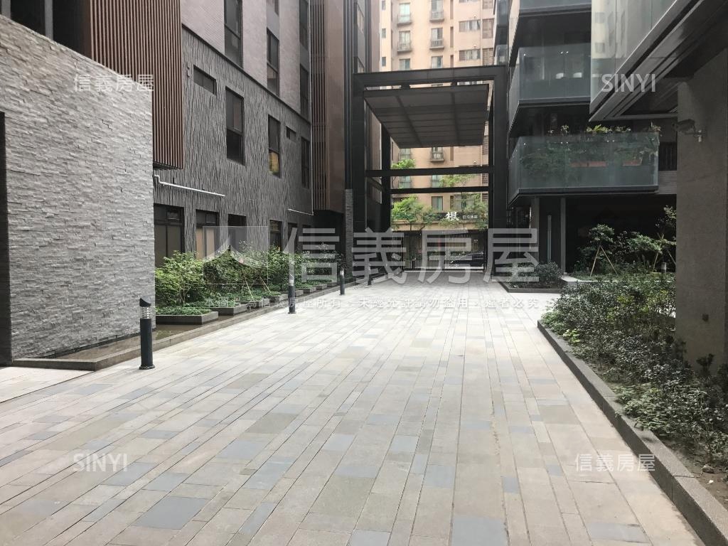 濟弘四期～質感大器三房房屋室內格局與周邊環境